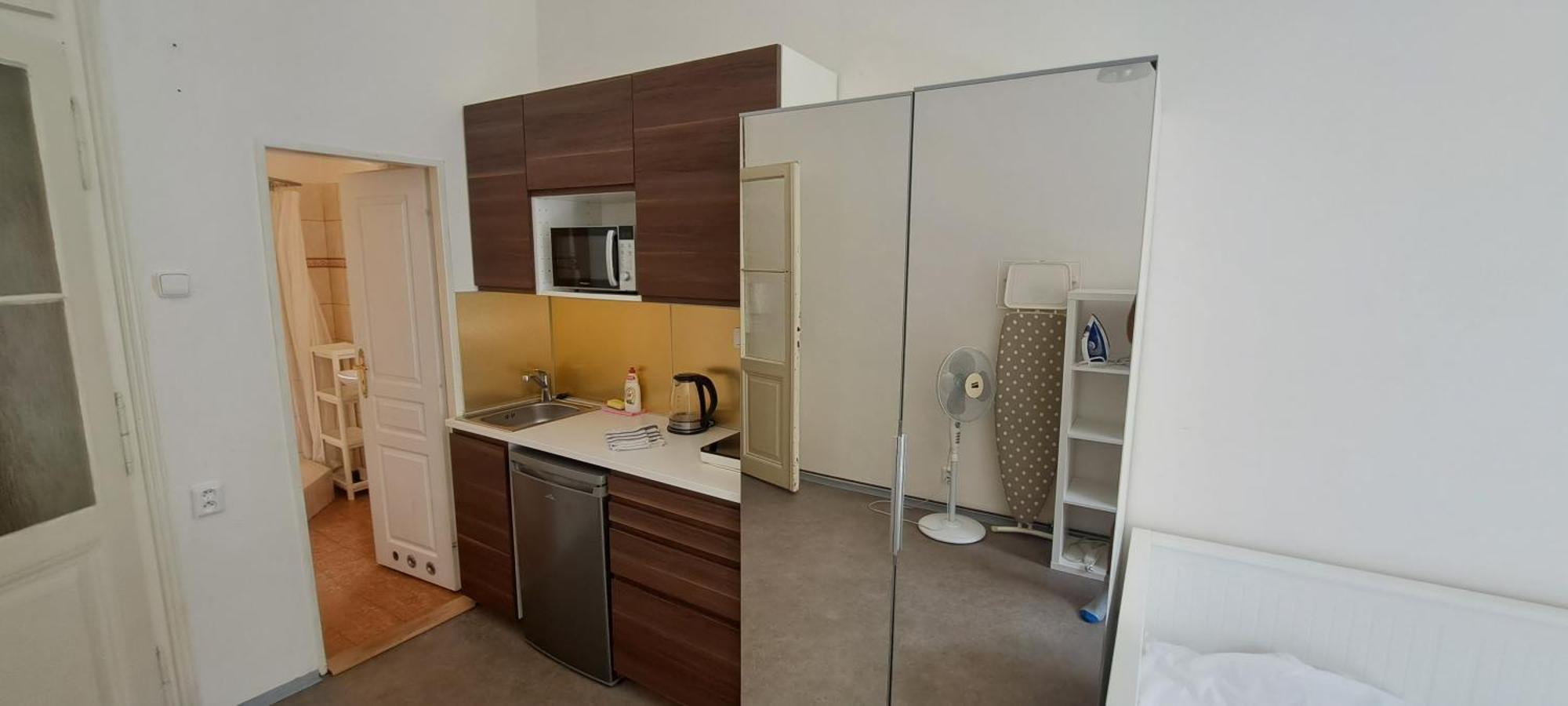 Apartments In Mala Strana - 10 Minutes From Charles Bridge Praga Exterior foto