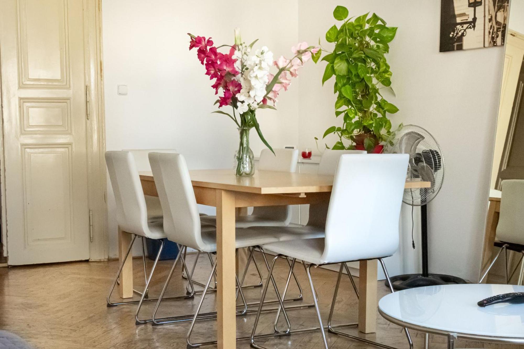 Apartments In Mala Strana - 10 Minutes From Charles Bridge Praga Exterior foto